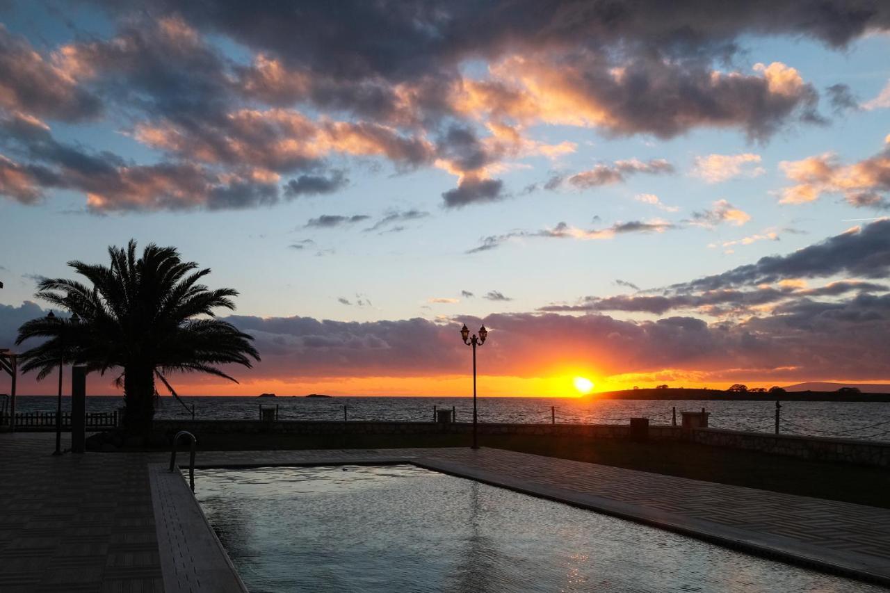 Lavantali Konak Otel Restoran Seferihisar Bagian luar foto