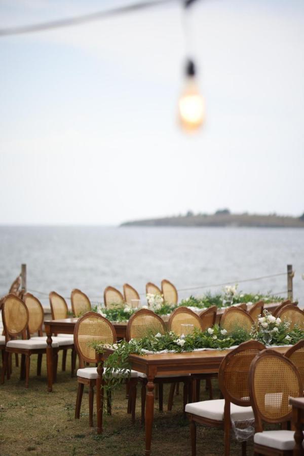 Lavantali Konak Otel Restoran Seferihisar Bagian luar foto