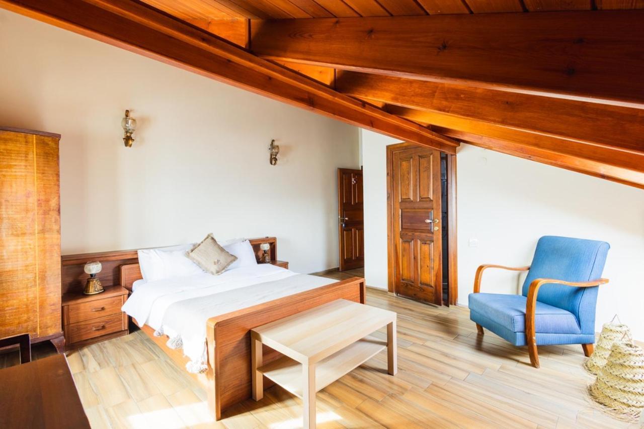Lavantali Konak Otel Restoran Seferihisar Bagian luar foto
