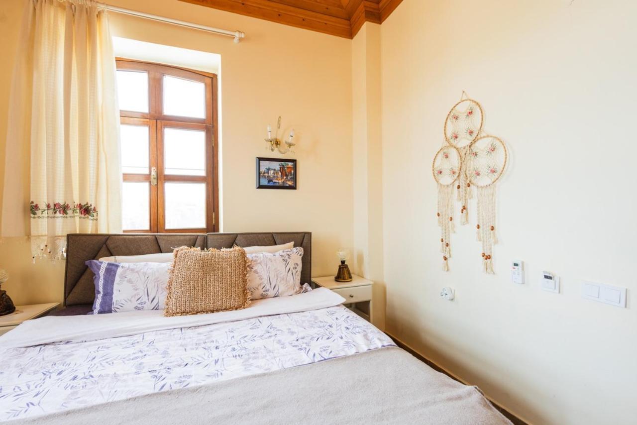 Lavantali Konak Otel Restoran Seferihisar Bagian luar foto